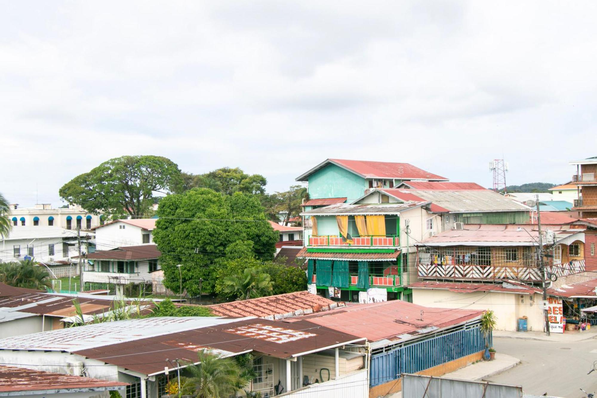 Aqua Point Condos Rentals Bocas del Toro Exterior photo