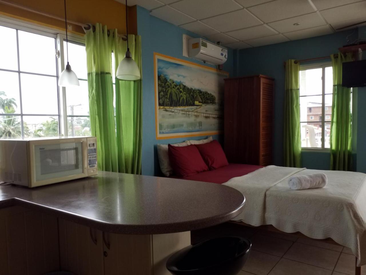 Aqua Point Condos Rentals Bocas del Toro Exterior photo